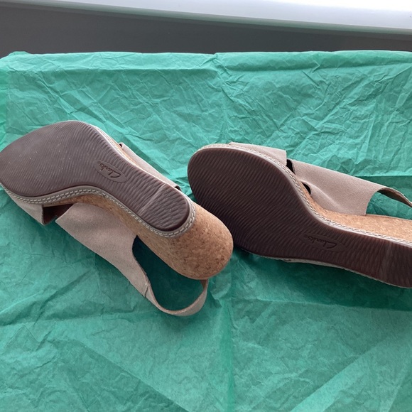 Sandals - Picture 5 of 6